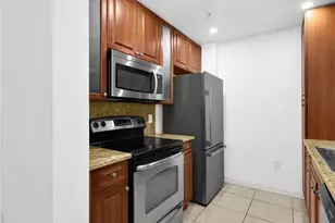 23501 Alamanda Dr, Estero, FL 34135 - Photo 10