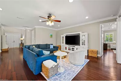 3995 Bering Ct, Naples, FL 34119 - Photo 16