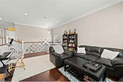 3995 Bering Ct, Naples, FL 34119 - Photo 6