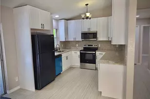 241 8th St SE, Naples, FL 34117 - Photo 12