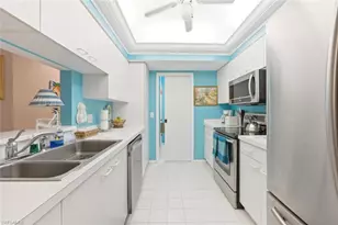 110 Siena Way, Naples, FL 34119 - Photo 12