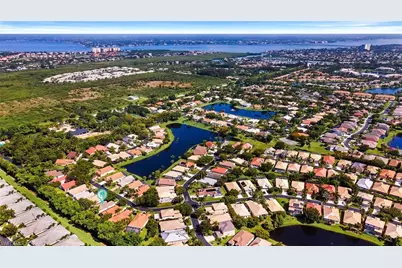 9801 Las Casas Dr, Fort Myers, FL 33919 - Photo 32