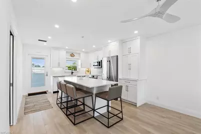 618 Broad Ave S #J618, Naples, FL 34102 - Photo 2