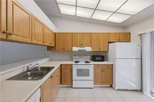 4230 Jack Frost Ct, Naples, FL 34112 - Photo 6