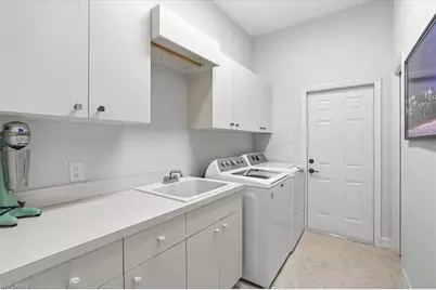 7984 Tiger Lily Dr, Naples, FL 34113 - Photo 28