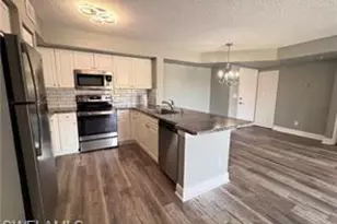 1240 Wildwood Lakes Blvd, Naples, FL 34104 - Photo 2