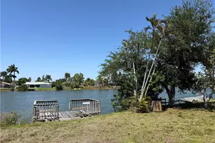 15910 Lake Candlewood Dr, Fort Myers, FL 33907 - Photo 6