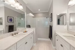 2302 Marquesa Cir, Naples, FL 34112 - Photo 32