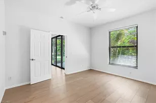 7550 Meadow Lakes Dr, Naples, FL 34104 - Photo 18