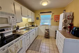 7079 Cedarhurst Dr, Fort Myers, FL 33919 - Photo 6