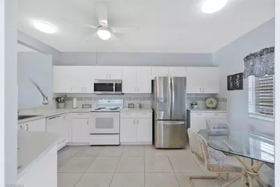 186 Gabriel Cir #3909, Naples, FL 34104 - Photo 10