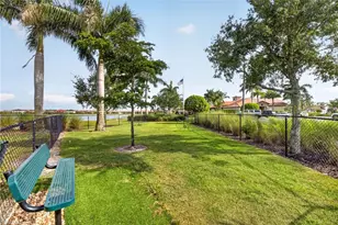 1435 Santiago Cir SW, Naples, FL 34113 - Photo 42