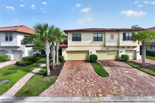1435 Santiago Cir SW, Naples, FL 34113 - Photo 2