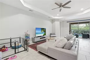 16329 Aberdeen Wy, Naples, FL 34110 - Photo 6