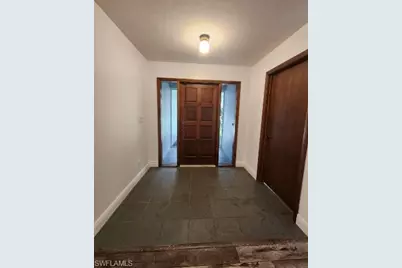 5930 Spanish Oaks Ln, Naples, FL 34119 - Photo 4