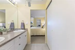 555 Park Shore Dr, Naples, FL 34103 - Photo 14