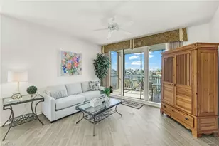 450 Launch Cir, Naples, FL 34108 - Photo 8