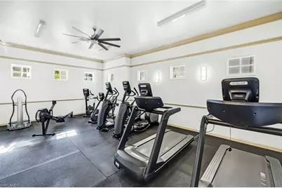 450 Launch Cir #501, Naples, FL 34108 - Photo 32