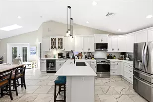 6104 Waterway Bay Dr, Fort Myers, FL 33908 - Photo 10