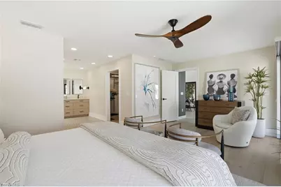 539 Bay Villas Ln, Naples, FL 34108 - Photo 24
