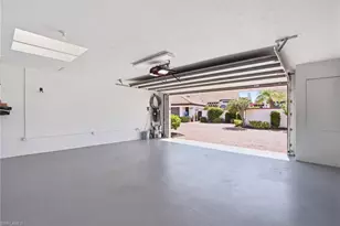 539 Bay Villas Ln, Naples, FL 34108 - Photo 42