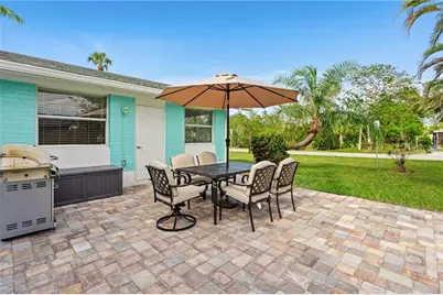 2134 Palm St, Naples, FL 34119 - Photo 20