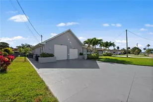 7195 Reymoor Dr, North Fort Myers, FL 33917 - Photo 4