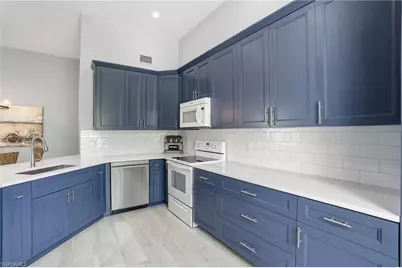 637 Beachwalk Cir #E202, Naples, FL 34108 - Photo 8