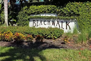 637 Beachwalk Cir, Naples, FL 34108 - Photo 20