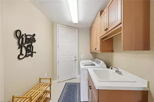 9243 Tesoro Ln, Naples, FL 34114 - Photo 22