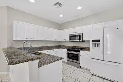 4270 Avian Ave, Fort Myers, FL 33916 - Photo 6