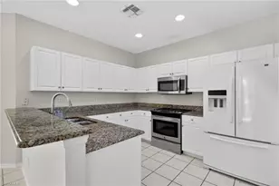 4270 Avian Avenue, Fort Myers, FL 33916 - Photo 6