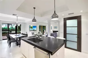 270 5th Ave S, Naples, FL 34102 - Photo 10