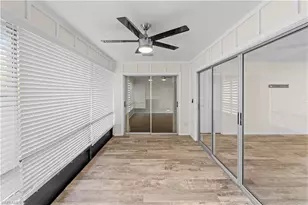 900 Henderson Creek Dr, Naples, FL 34114 - Photo 22