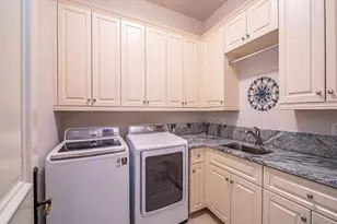 2202 Miramonte Way, Naples, FL 34105 - Photo 22