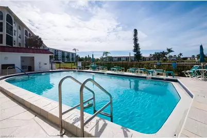 29 High Point Cir E #106, Naples, FL 34103 - Photo 24