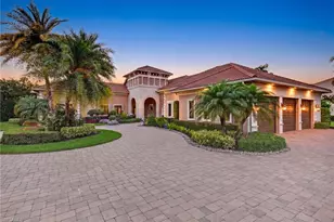 628 Venezia Grande Dr, Naples, FL 34119 - Photo 2