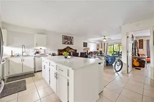4300 Gulfstream Dr, Naples, FL 34112 - Photo 6
