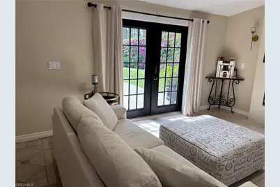 1156 Oakes Blvd, Naples, FL 34119 - Photo 8