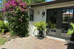 1156 Oakes Blvd, Naples, FL 34119 - Photo 6
