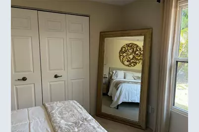 1156 Oakes Blvd, Naples, FL 34119 - Photo 18