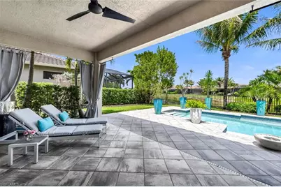 13539 Mandarin Cir, Naples, FL 34109 - Photo 10