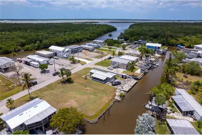 88 W Flamingo Dr, Other, FL 34141 - Photo 2