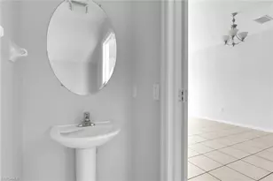 937 Hampton Cir, Naples, FL 34105 - Photo 14