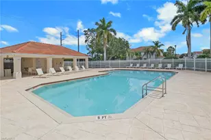 937 Hampton Cir, Naples, FL 34105 - Photo 30