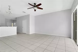 937 Hampton Cir, Naples, FL 34105 - Photo 8