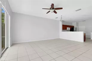 937 Hampton Cir, Naples, FL 34105 - Photo 10