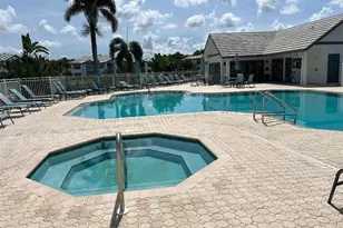 853 Tanbark Dr, Naples, FL 34108 - Photo 14
