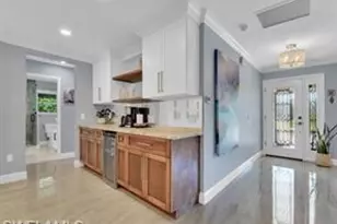 1902 Princess Ct, Naples, FL 34110 - Photo 8