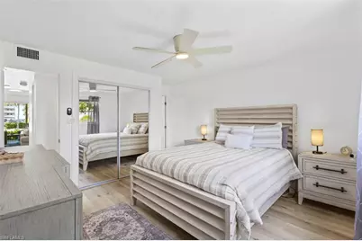 1910 Gulf Shore Blvd N #104, Naples, FL 34102 - Photo 14